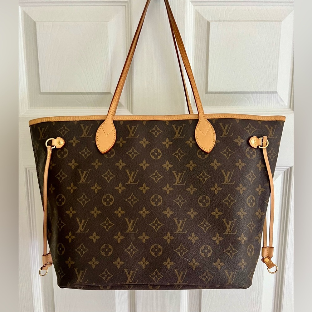 Authentic Louis Vuitton Neverfull